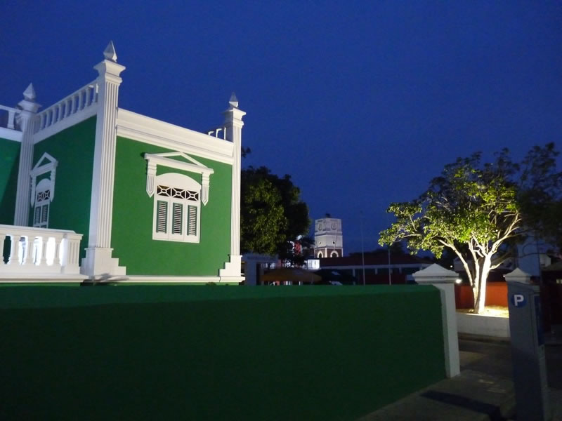 Eloy Arends House (City Hall) at night