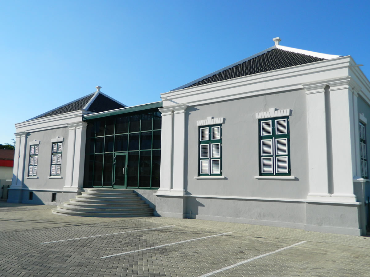 School Oranjestad (Stadhuis) front